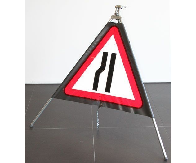 Quazar roll up sign road narrows left hand