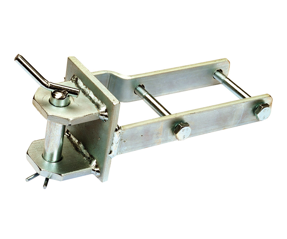 Bertolini tow hitch for BT401/403 models