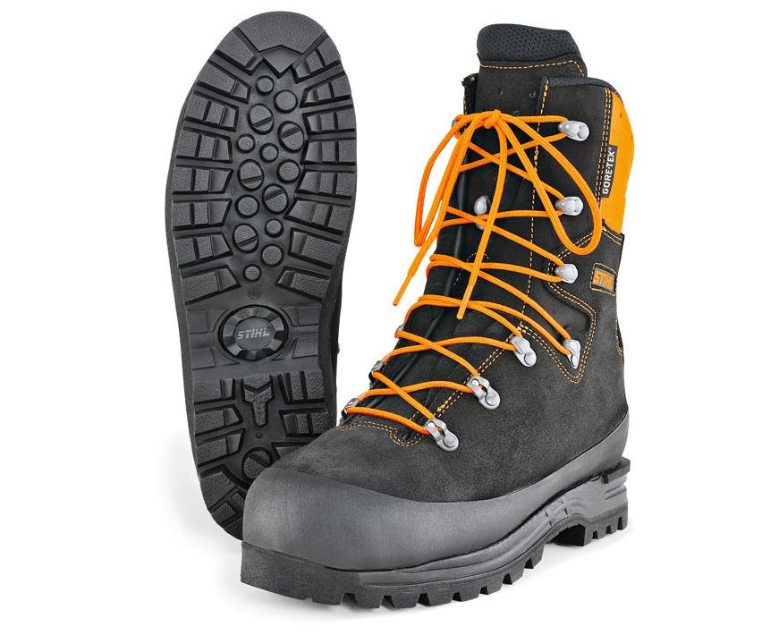Stihl Advance GTX chainsaw trekking boots (class 2)