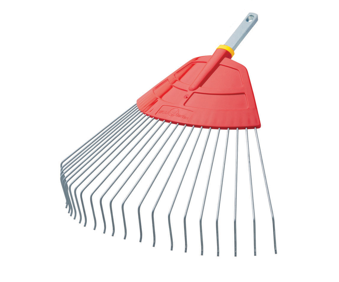 Wolf Garten multi-change UBM lawn rake